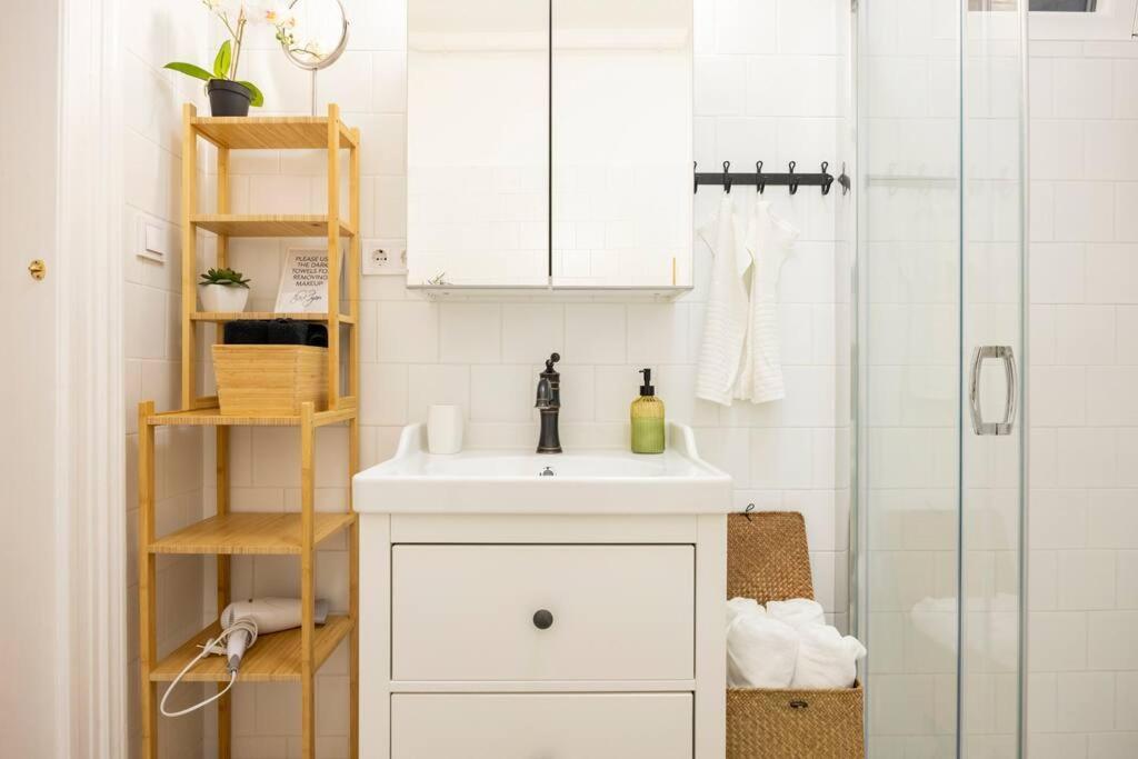 Relaxing 3bdr A/c Apartment Budapest