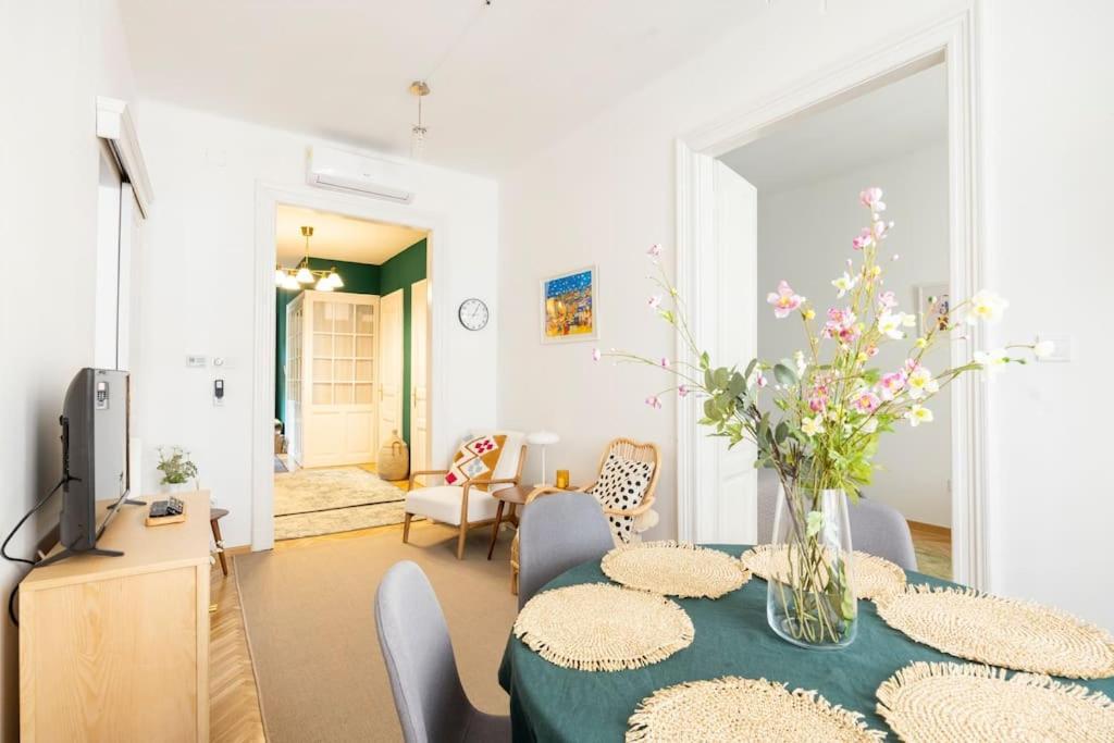 Apartment Relaxing 3bdr A/c *