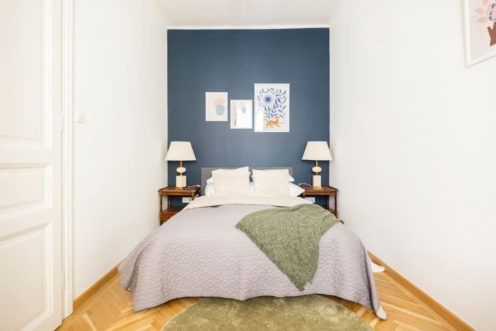 Relaxing 3bdr A/c Apartment Budapest