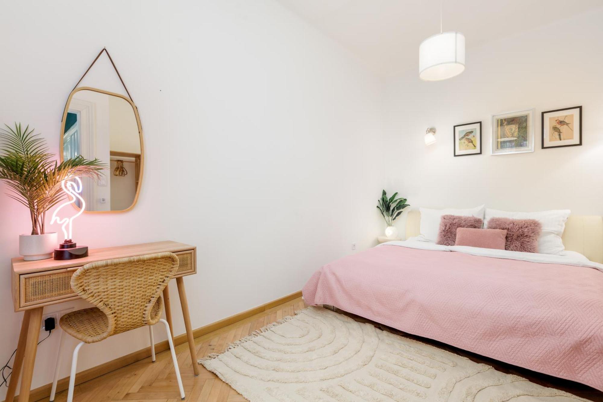 Relaxing 3bdr A/c Apartment Budapest