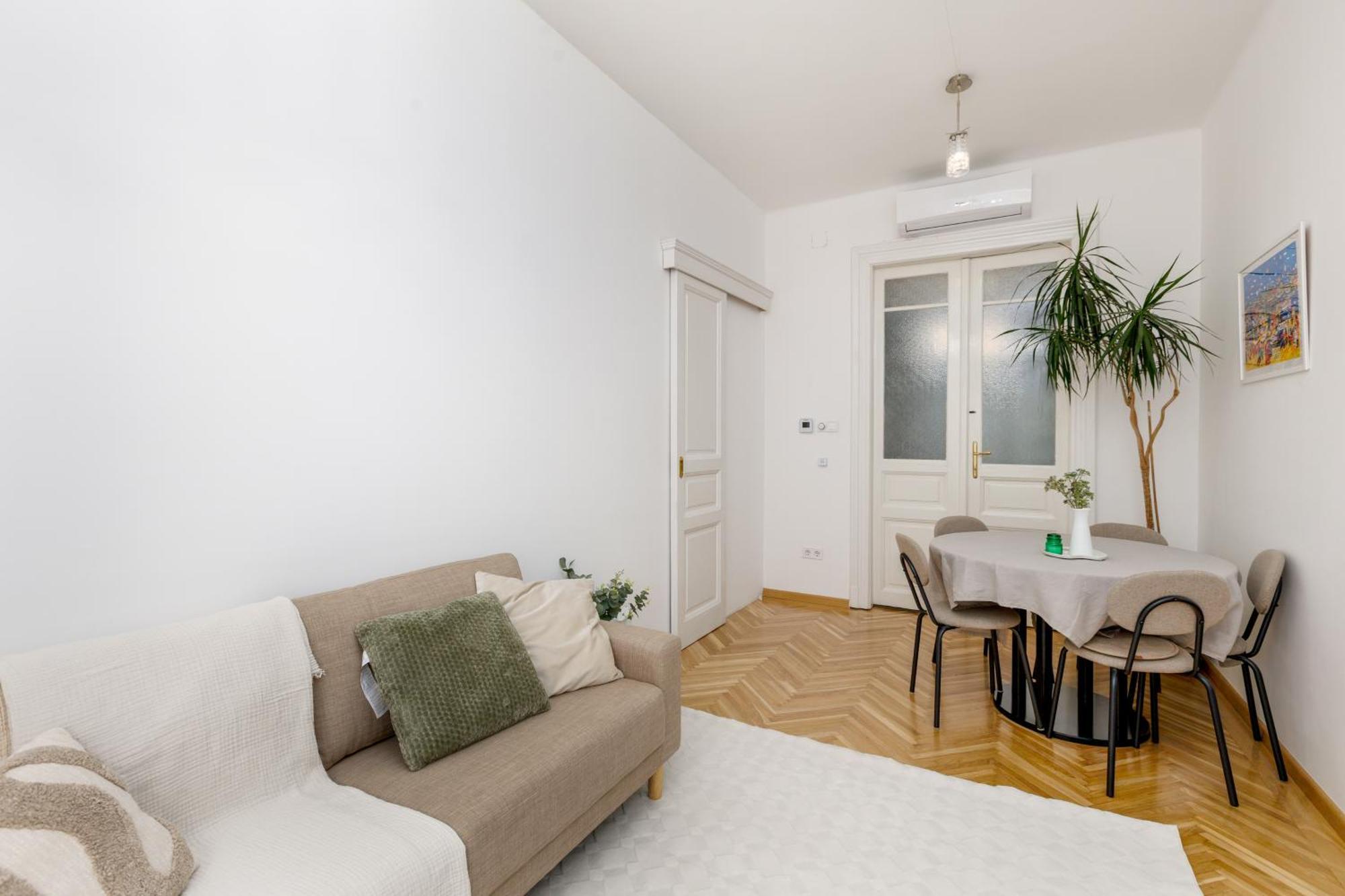 Apartment Relaxing 3bdr A/c